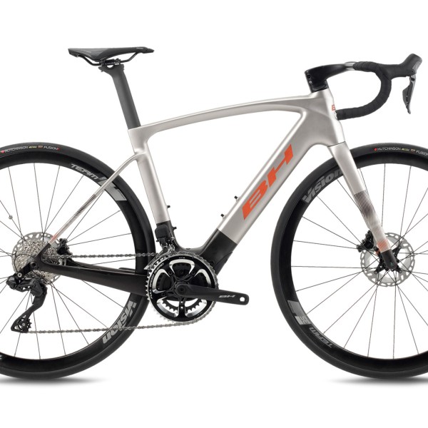 BH iRS1 CARBON 1.5 2026 Foto 1